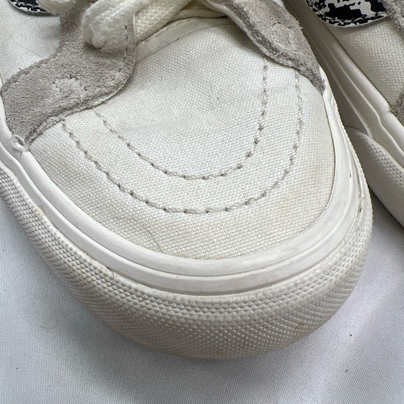 Vans Authentic Sneaker, Men’s Size 4, Women’s 5.5 Off White - Picture 4 of 14